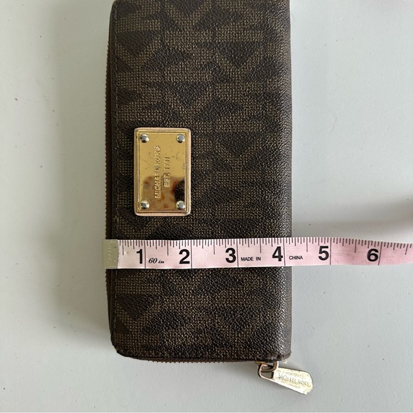 Michael Kors Jet Set Continental Wallet TLC Wallet - Picture 4 of 5